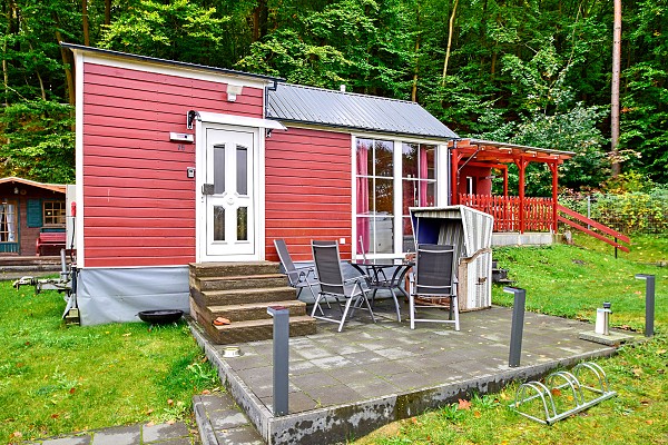 der naturnahe Bungalow in Ahlbeck auf Usedom mit Terrasse